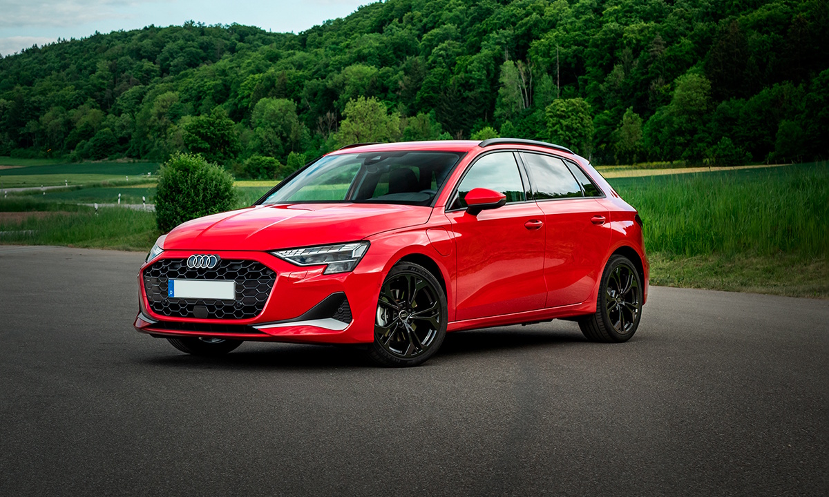 Audi A3 Sportback Genuine TFSIe