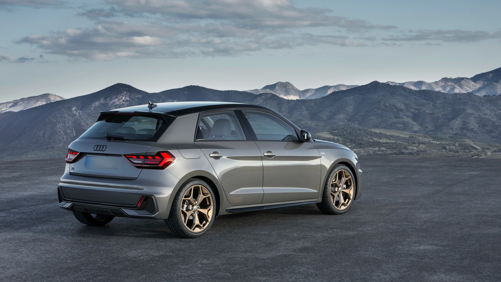 a1 sportback gris trasera