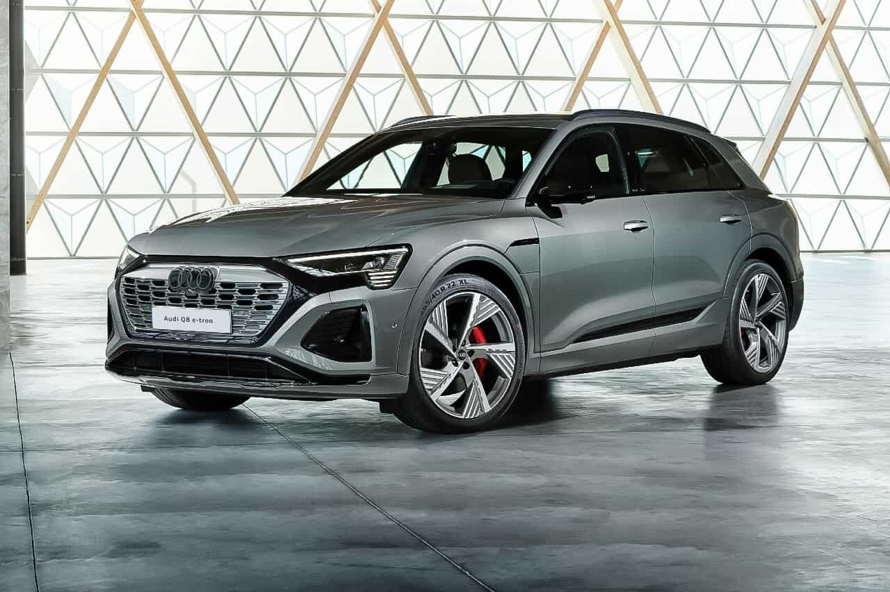 Audi-Q8-e-tron exterior