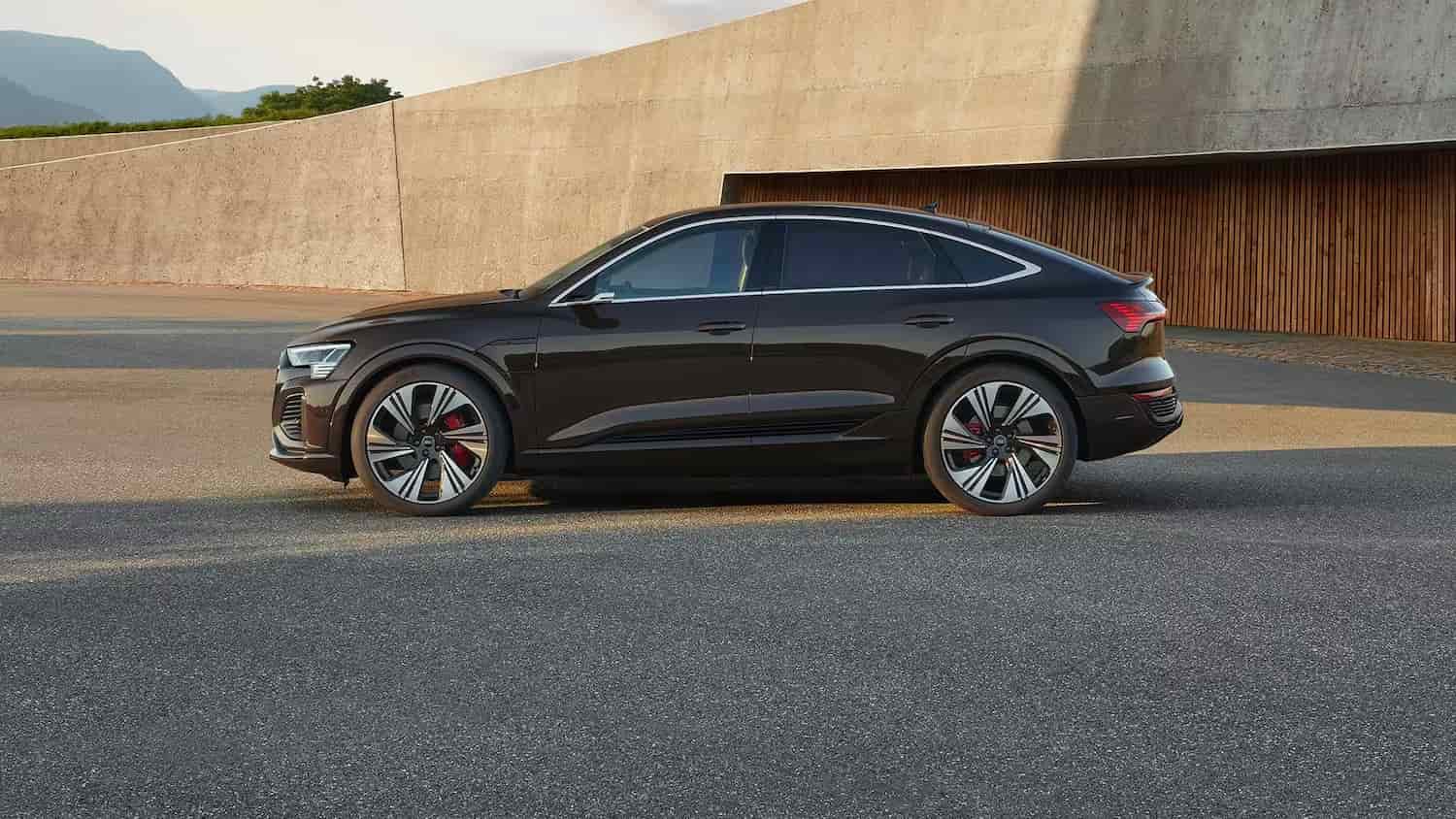 Audi Q8 Sportback e-tron equipamiento