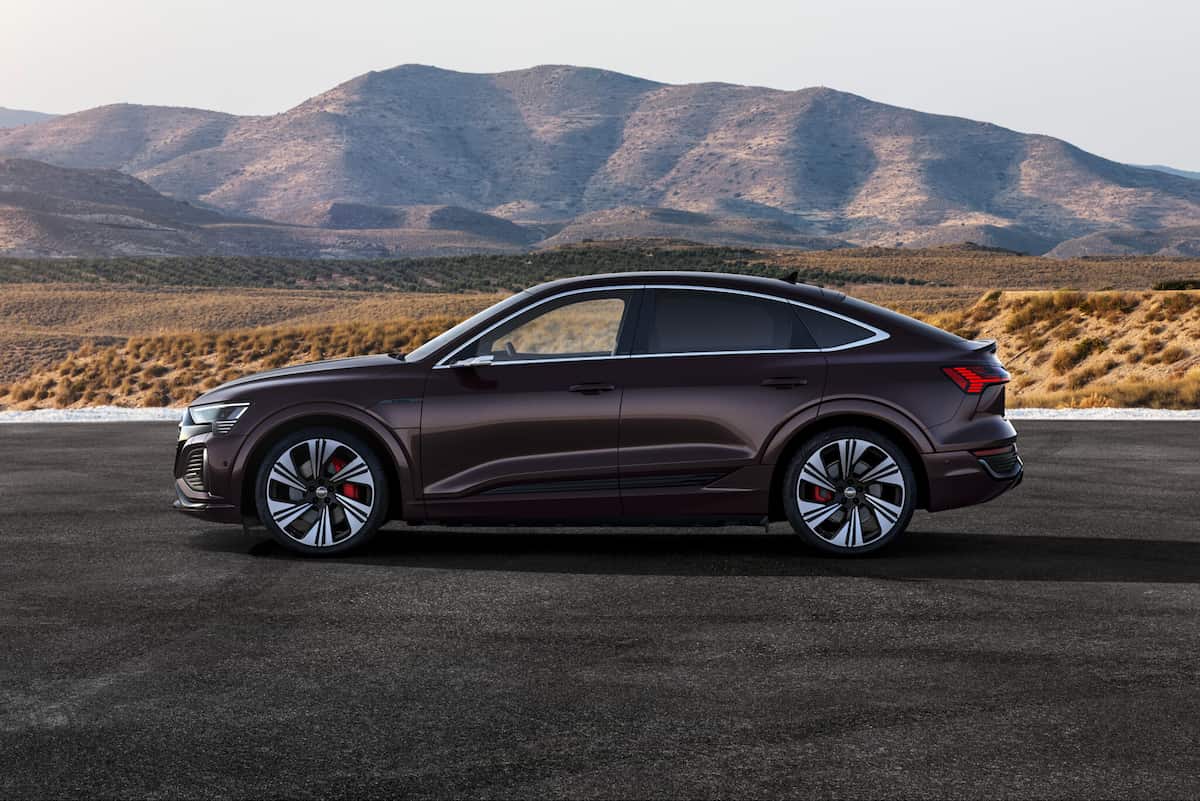 Audi-Q8-Sportback-e-tron