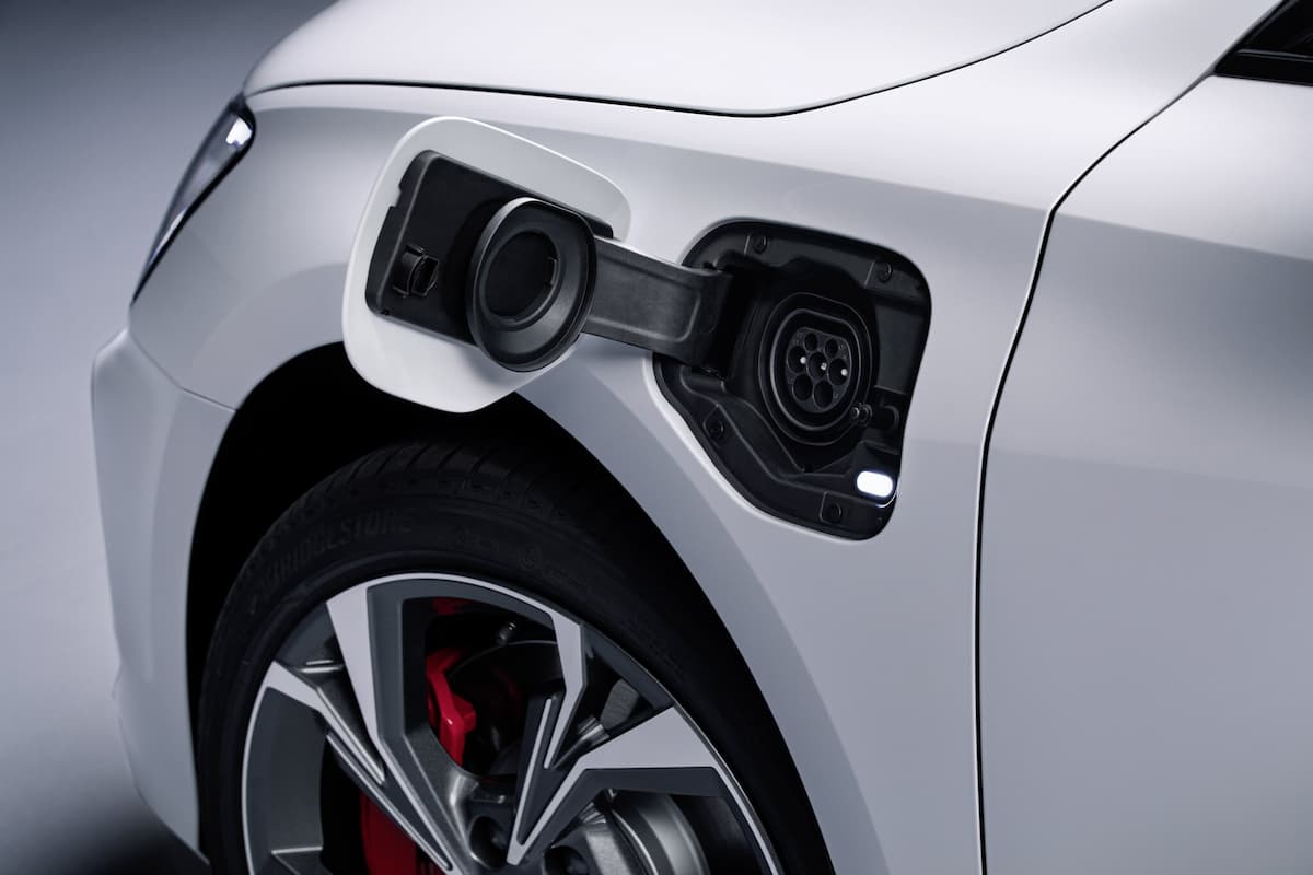coches híbridos enchufables Audi